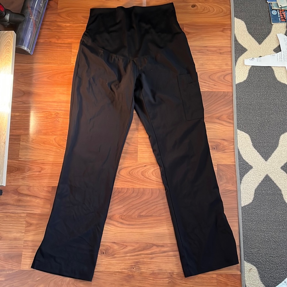 Med couture maternity scrub pants black xsmall, used